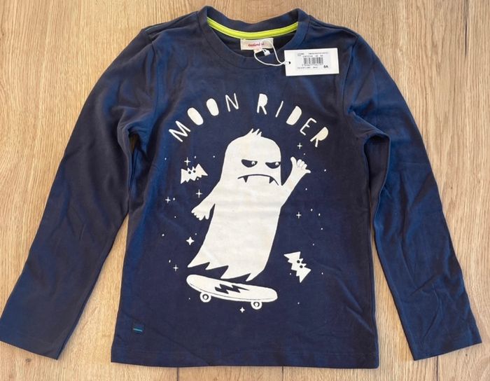 Tee shirt catimini taille 8 ans neuf avec étiquettes