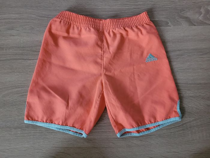 Short garçon en 3 ans