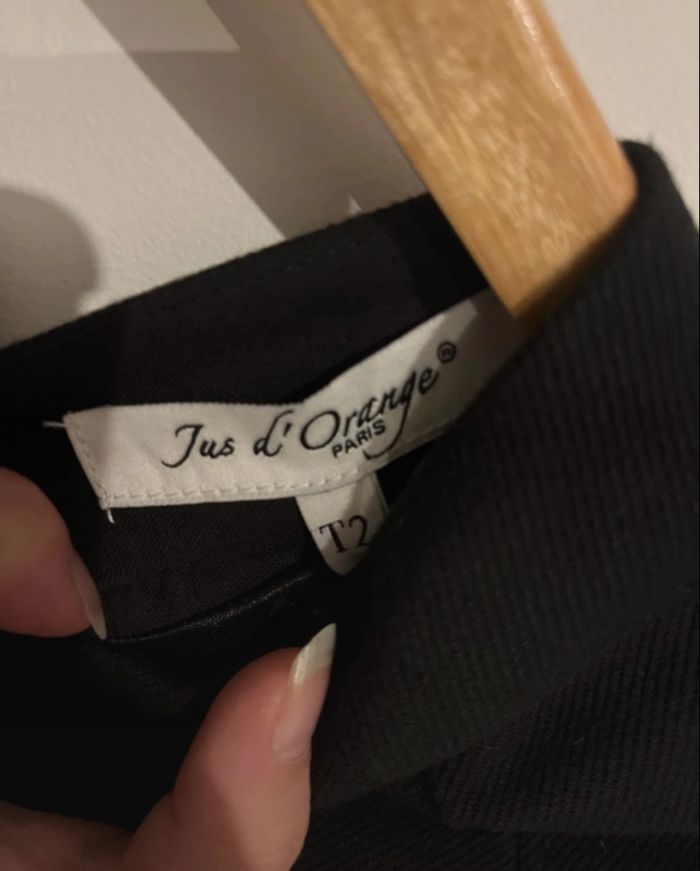 Jupe noire - photo numéro 3