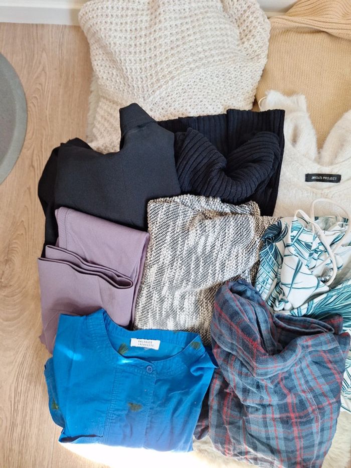 Lot n°3 10 vêtements bien lire l'annonce - photo numéro 2