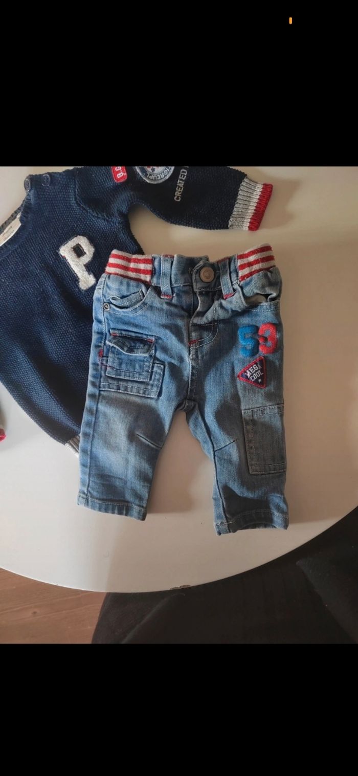 Pull avec jean - photo numéro 2