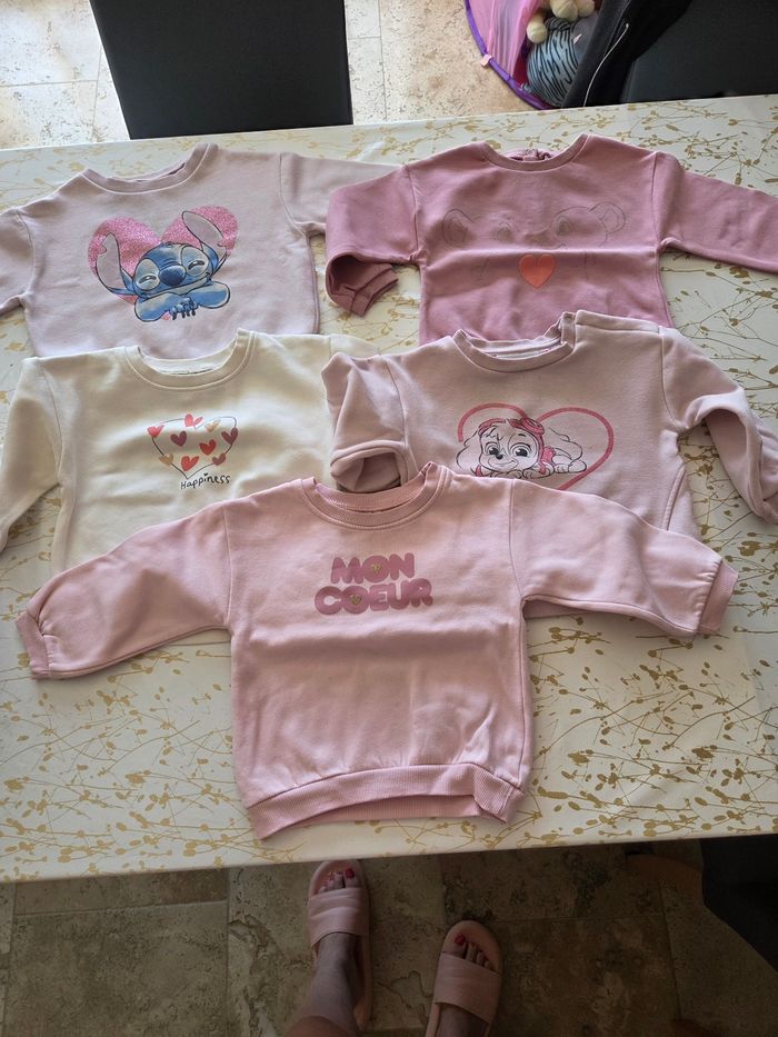 Lot de vêtements fille 23 / 24 mois - Très bon état - photo numéro 8