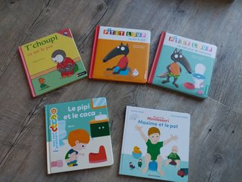 Lot de 5 livres sur le pot / la propreté 