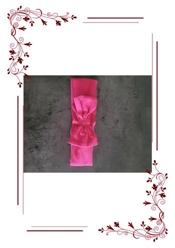 Bandeau avec noeud rose