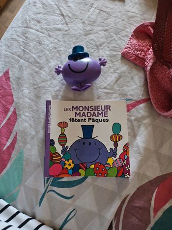 Livre Mr Mme qui fêtent Pâques