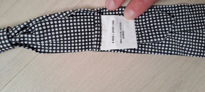 Cravate noire à pois blanc - photo numéro 4