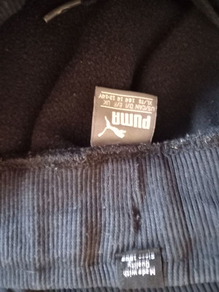 Pantalon de jogging noir marque Puma taille 14 ans - photo numéro 3