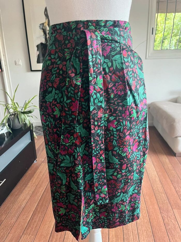 Jupe chic mi longue taille haute imprimée fleurs Naf Naf - photo numéro 2