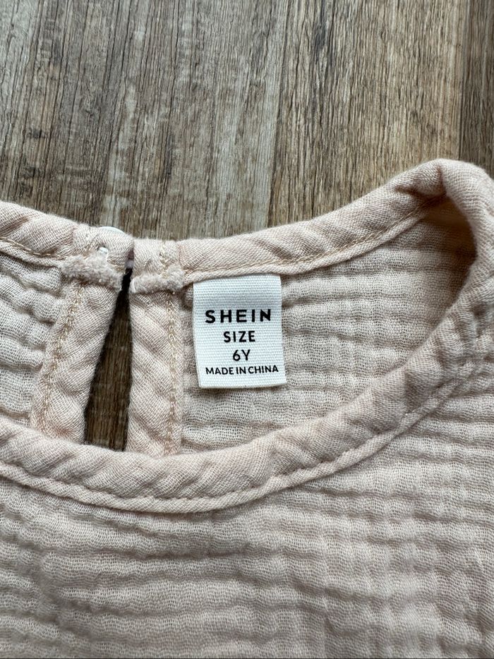 - Ensemble Shein - 6 ans - Neuf sans étiquette - photo numéro 2