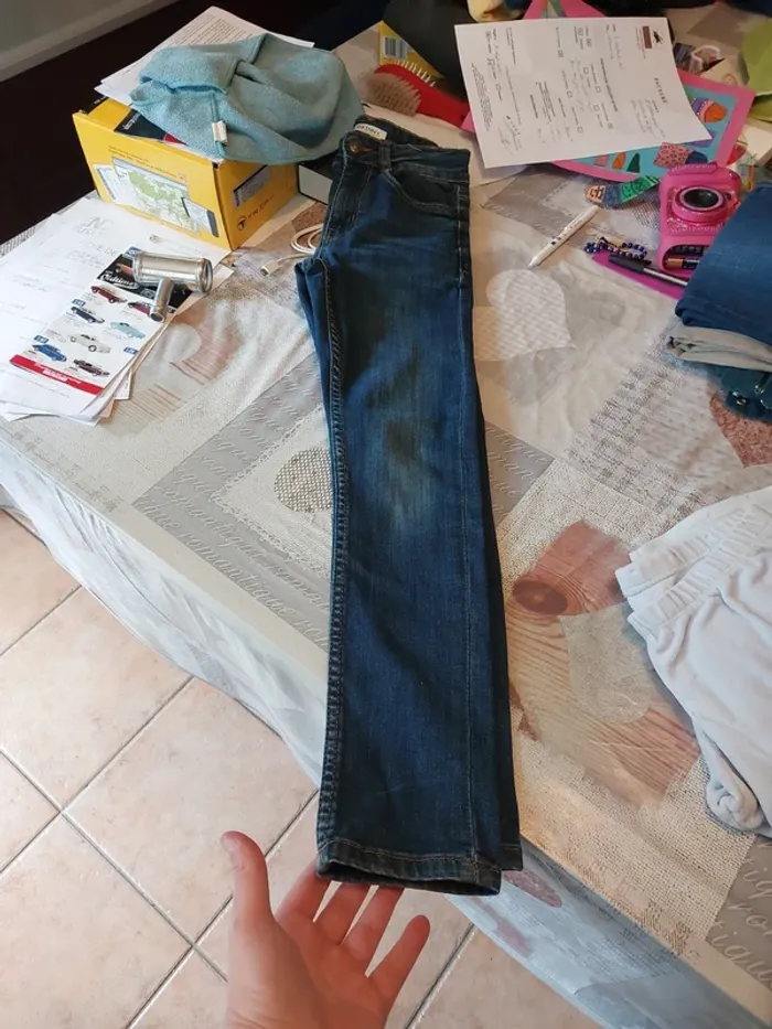 Jean skinny Kiabi 10A neuf - photo numéro 3