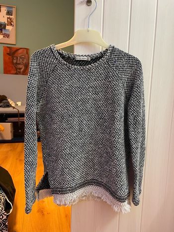 Pull gris et blanc Bershka XS