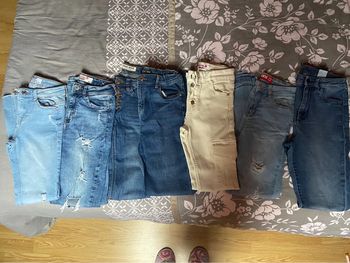 Lot pantalon 32