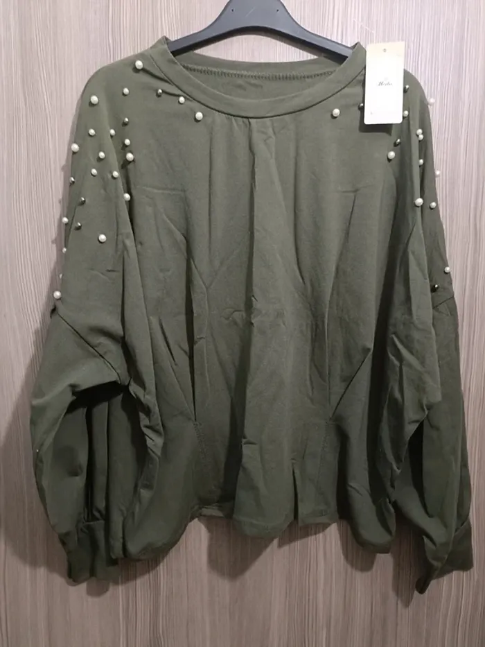 Haut blouse kaki perlés - photo numéro 3