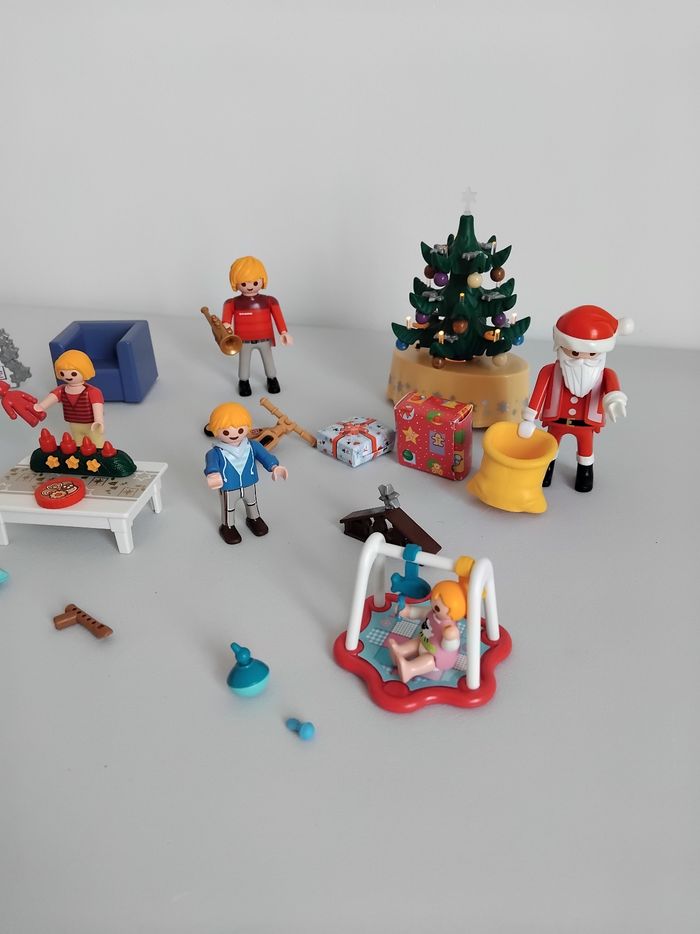 PLAYMOBIL Salon Sapin  Père Noël 🎅 - photo numéro 3