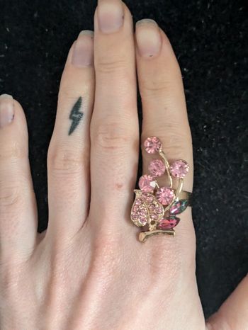 Bague fantaisie a strass