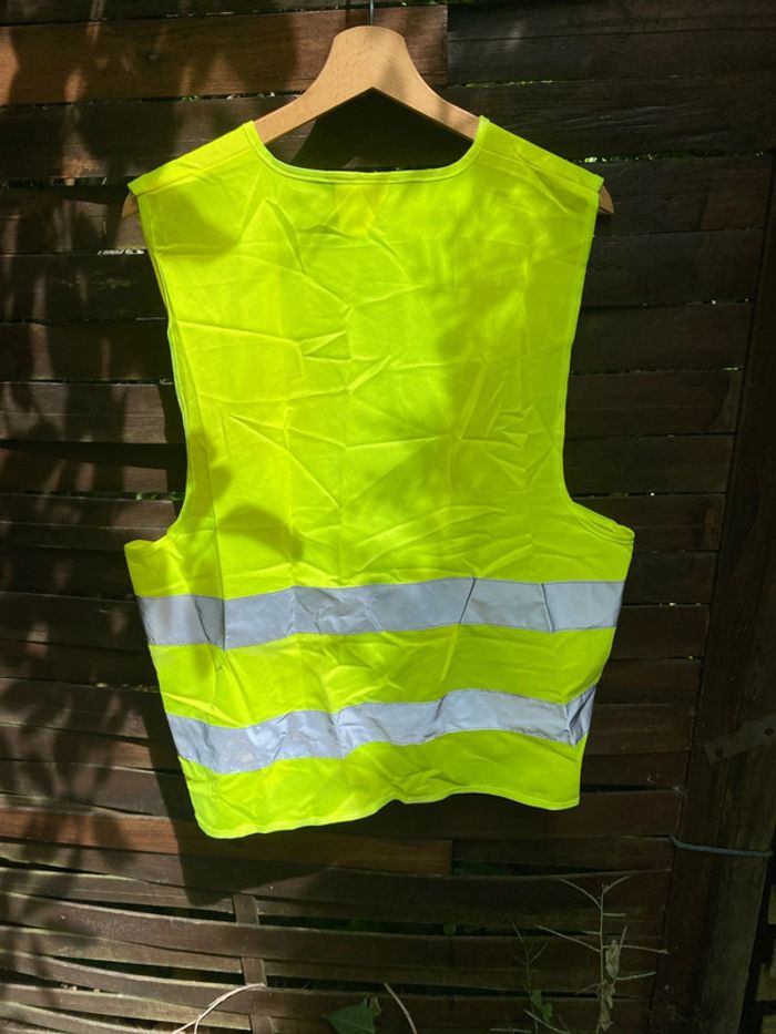 Gilet jaune - photo numéro 3