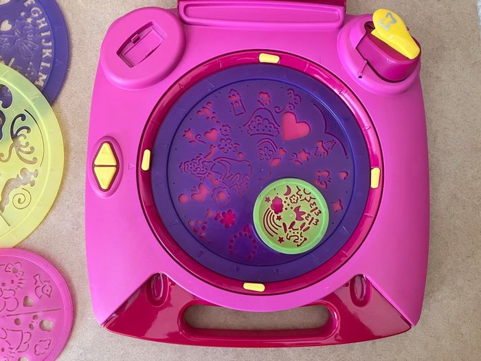 Machine Mandala Designer de Ravensburger + 6 pochoirs (5€) - photo numéro 9