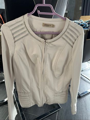 Veste en similicuir écru