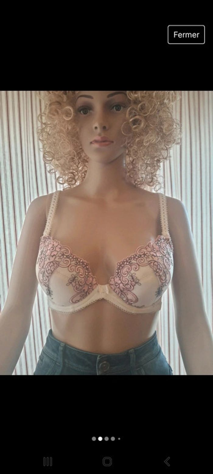 Soutien gorge Hunkemöller blanc/rose fr 90C