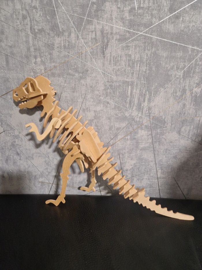 Puzzle 3D dinosaure en bois - photo numéro 2