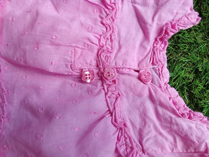 Robe rose à volant - photo numéro 2