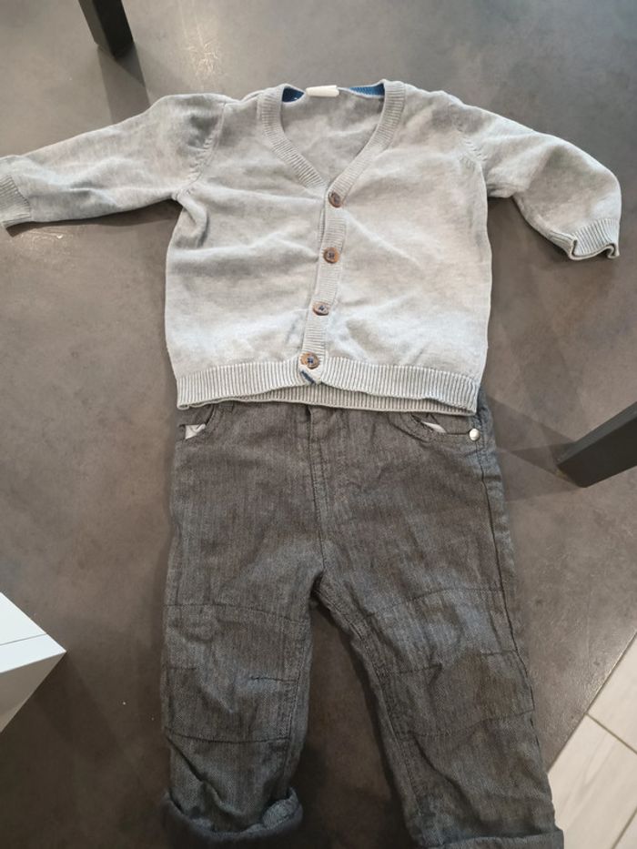 Ensemble gilet pantalon 6 mois