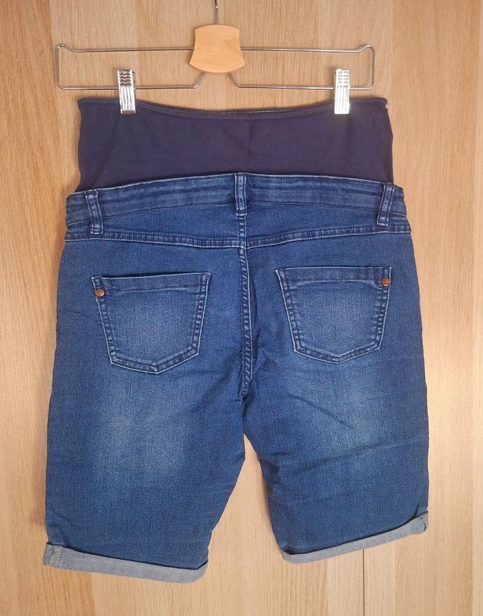 🤰SHORT/BERMUDA de Grossesse Taille 38 Marque KIABI - photo numéro 2