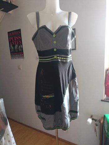 Robe à bretelles