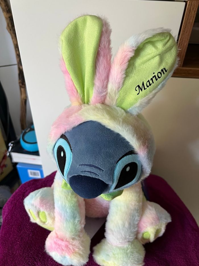 Peluche Neuve  stitch personnalisée au prénom de “Marion”