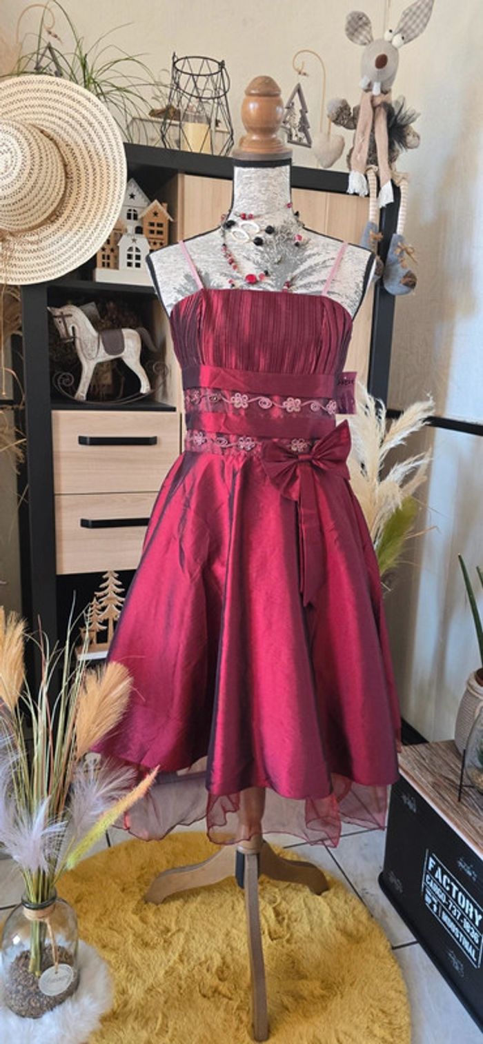 Magnifique robe de soirée neuve en satin - photo numéro 9