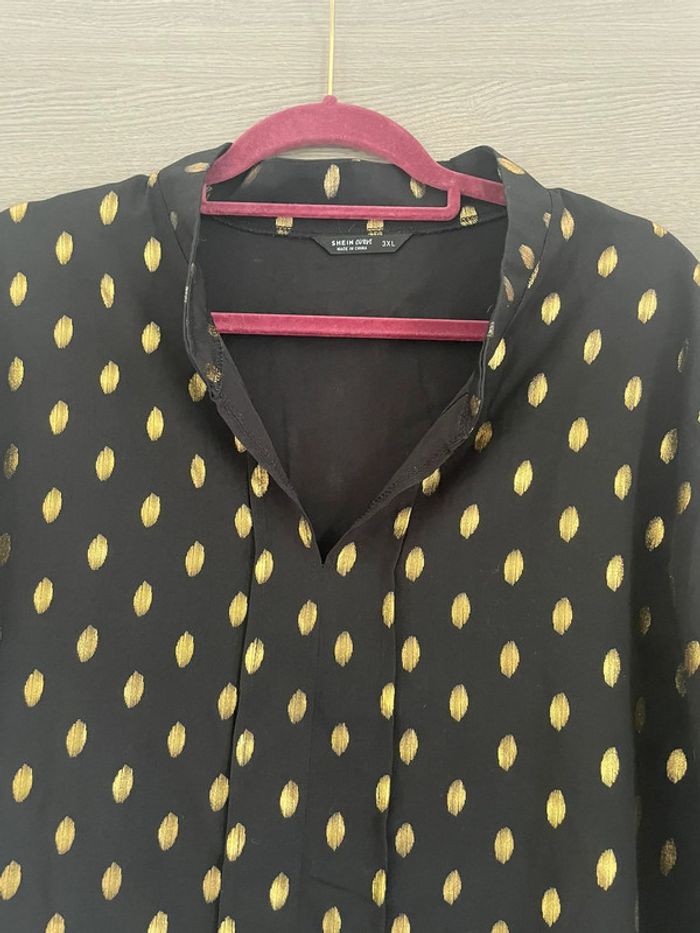 Jolie blouse noire et doré XXXL - photo numéro 4