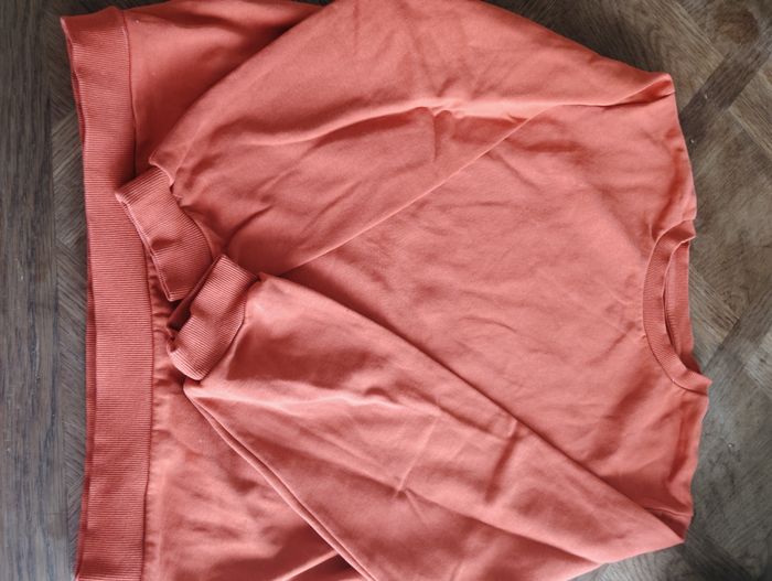 Lot pulls et Tee shirt manches longues - photo numéro 2