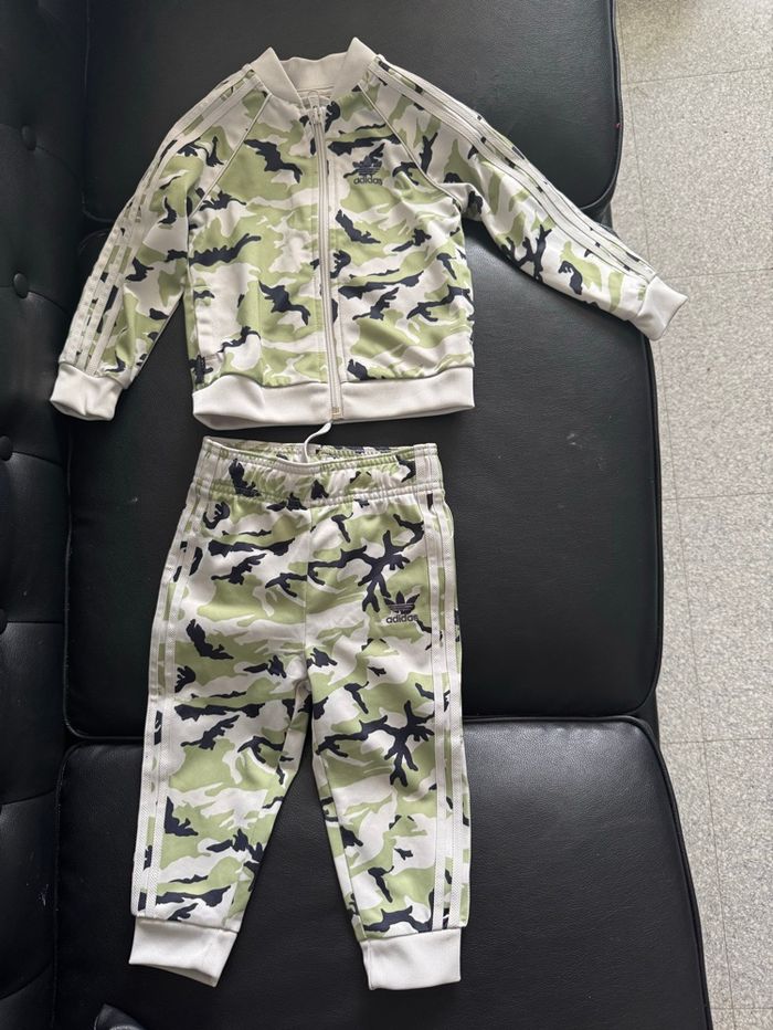 Ensemble Adidas