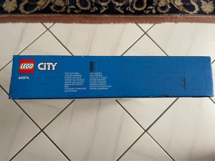 Boîte lego City 60374 Neuve Le camion d’intervention des pompiers - photo numéro 6
