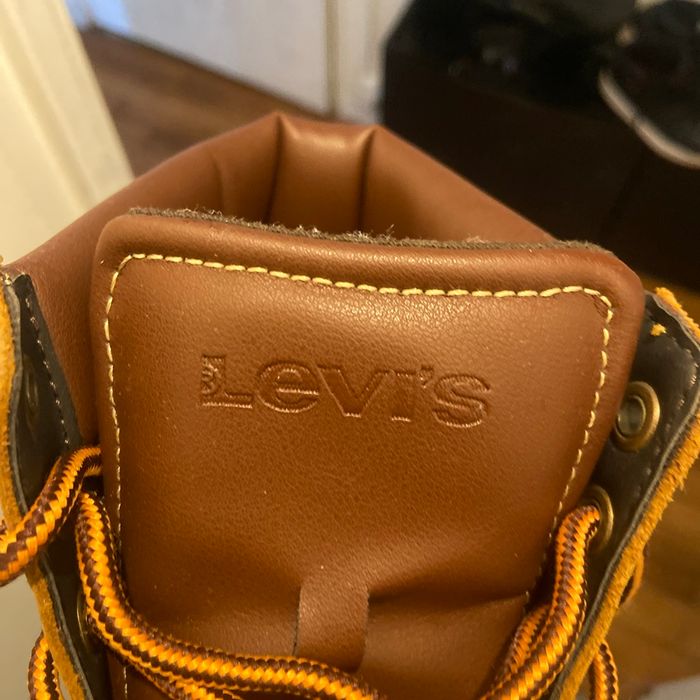 Bottes levis - photo numéro 9