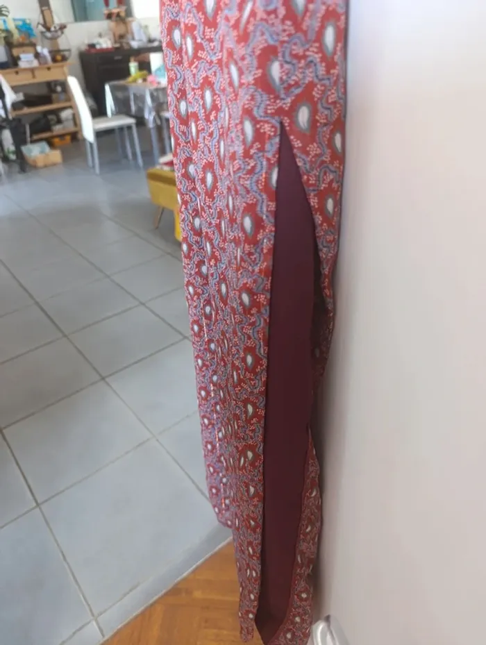 Robe Jane wood