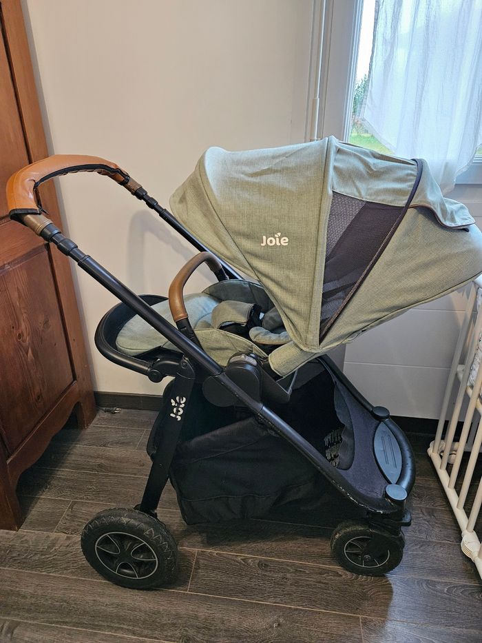 Poussette Joie versatrax verte 