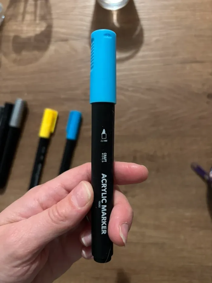 Lot de 7 feutres acrylique neuf - photo numéro 5