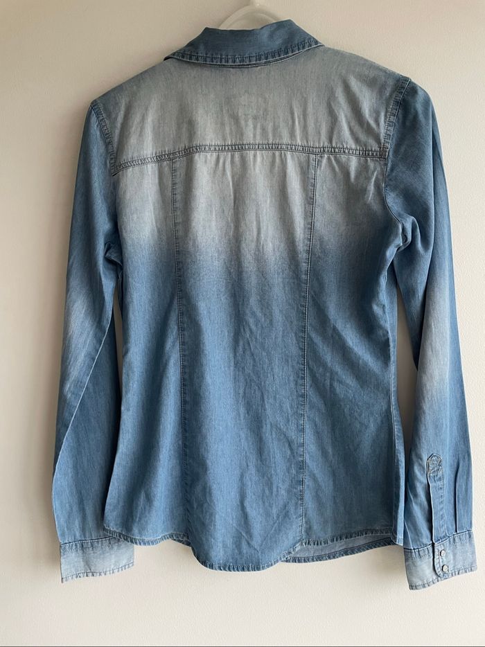 Chemise en jean - photo numéro 2