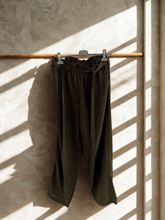 Pantalon à ceinture kaki