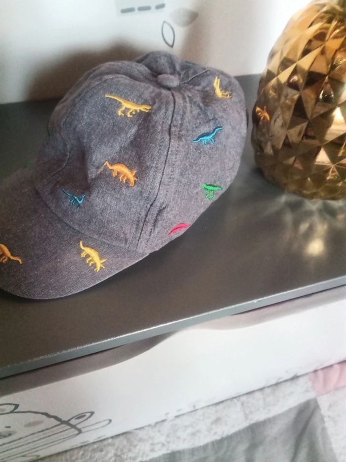🐭 casquette dinosaures taille 46 🐭 - photo numéro 2