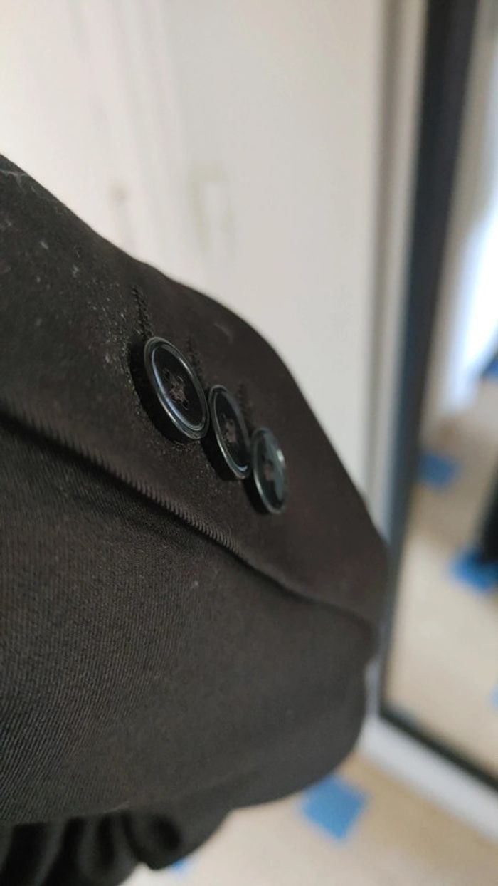 Magnifique blazer noir en excellente état - photo numéro 11