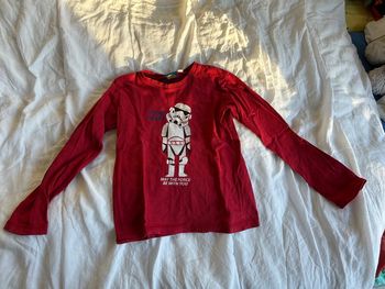 Haut / tee shirt manches longues star wars 8 ans