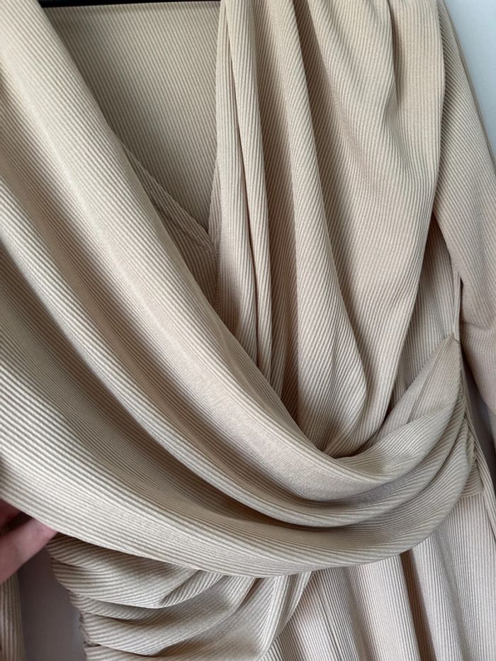 👗 robe beige- taille 40 - neuf sans étiquette - Closet london asos - photo numéro 3