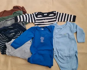 Lot de 9 bodys 3 mois