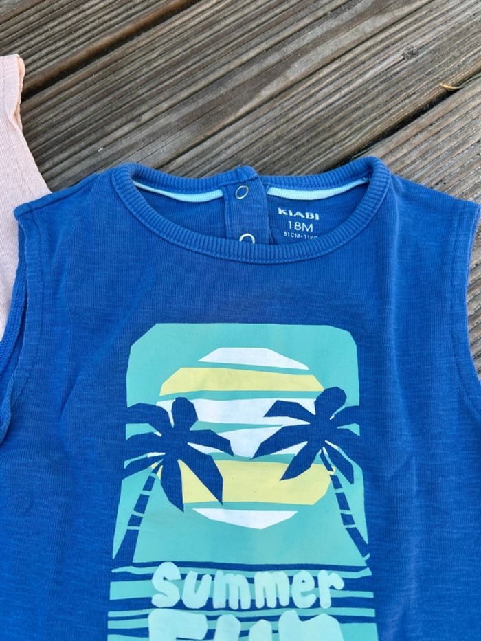 TEE shirt sans manche 18 mois - photo numéro 2