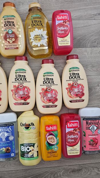 Lot shampoings et gels douche 