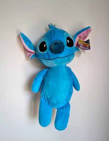 Grande peluche Stitch neuve