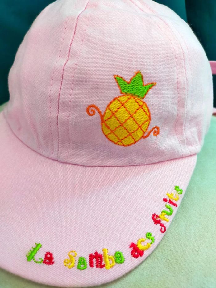 Casquette rose La Samba des Fruits – Taille 45 cm – Neuve avec étiquette - photo numéro 9