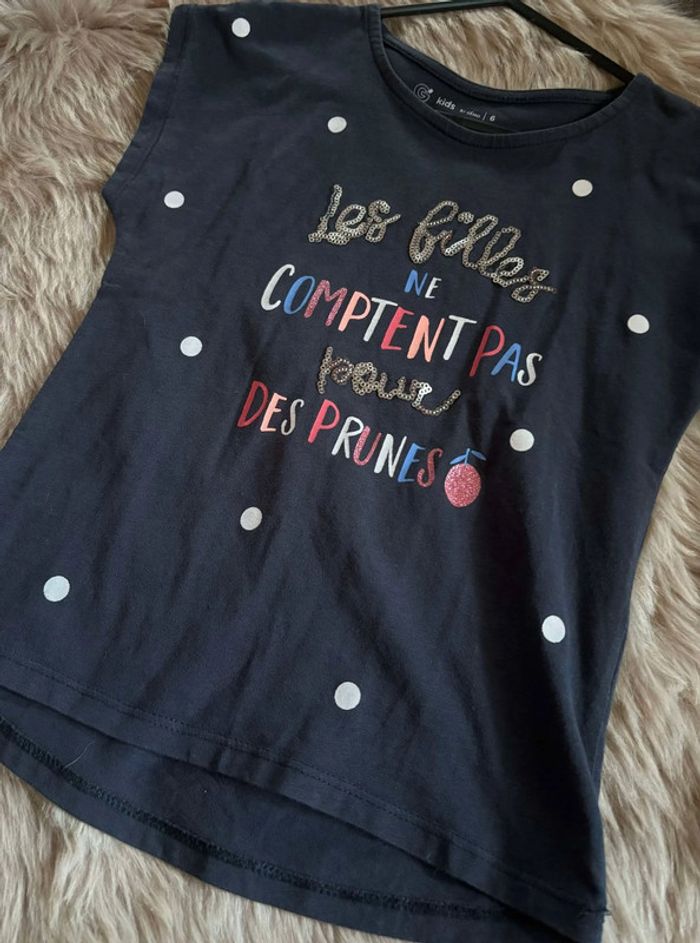T-shirt bleu marine avec sequin Gémo 6 ans